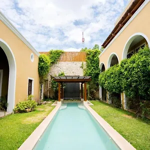 Hotel Boutique By The Museo